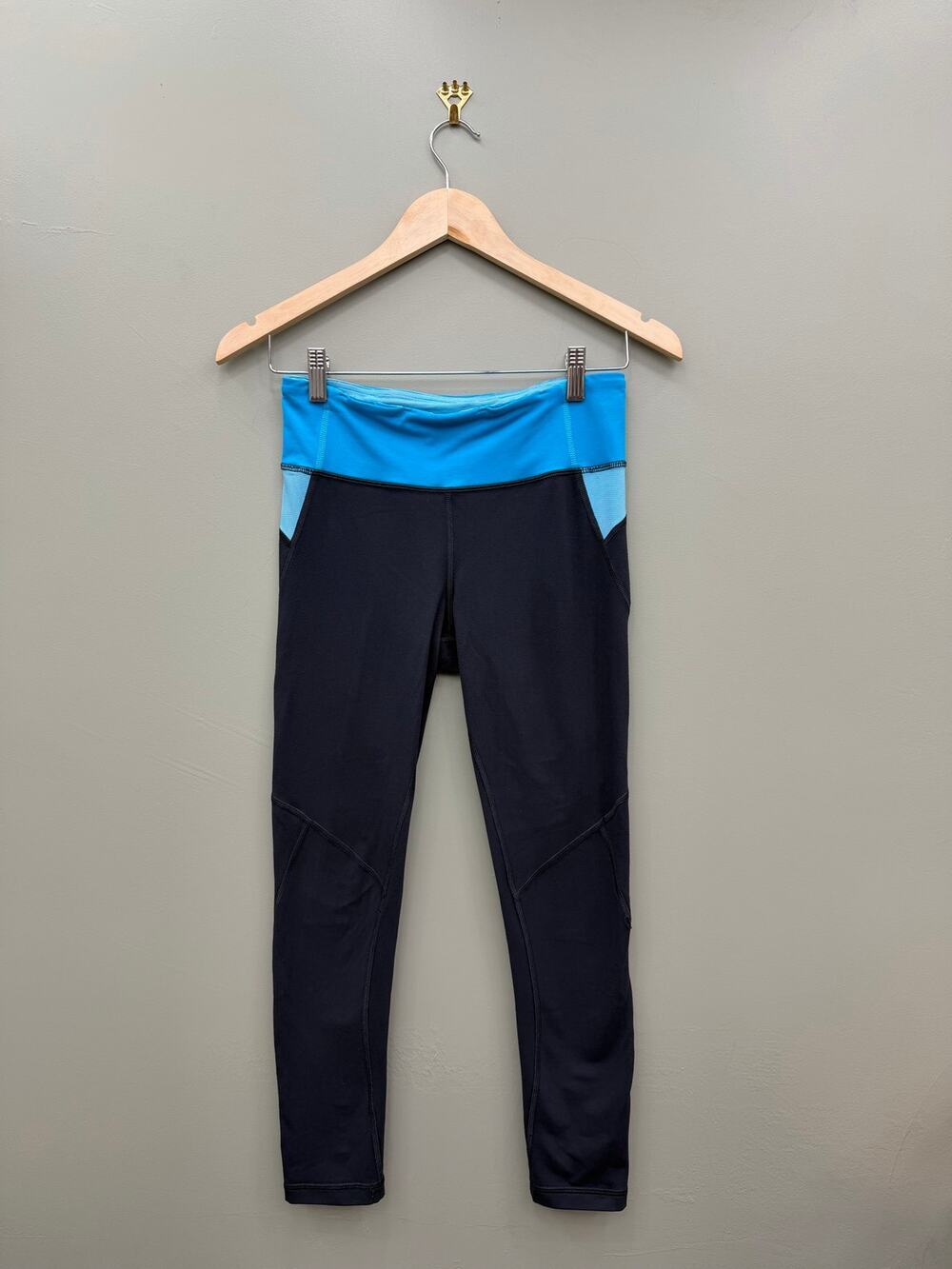 Lululemon Speed Up Crop Leggings Size 6 Navy Blue Running Pocket Cropped